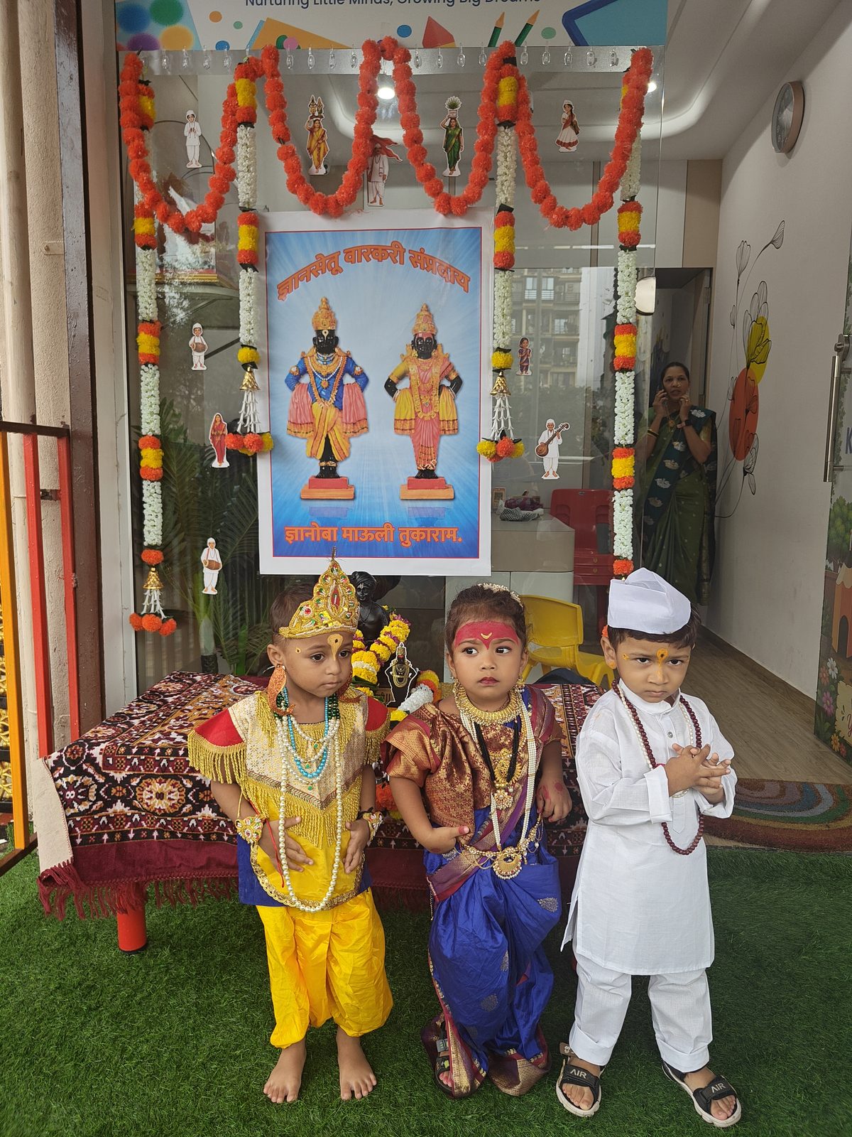 A warkari on the smallest dindi in Maharashtra.